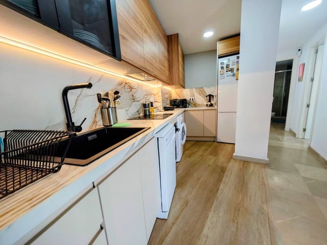 1 quarto Penthouse para venda em Torreguadiaro, San Roque com piscina garagem - 395 000 € (Ref: 10047396)