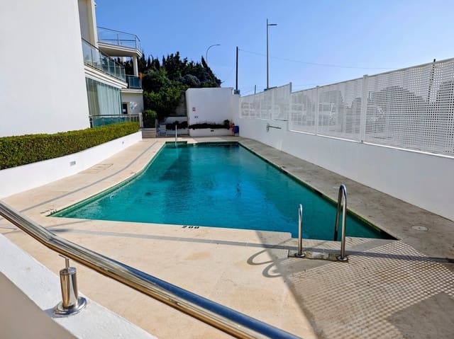 1 quarto Penthouse para venda em Torreguadiaro, San Roque com piscina garagem - 395 000 € (Ref: 10047396)