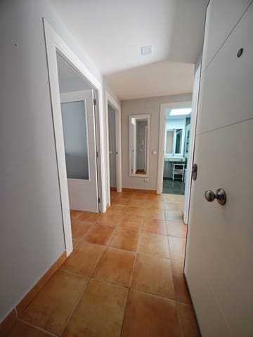 2 sypialnia Apartament do wynajęcia w La Línea de la Concepción z basenem garażem - 1 350 € (Ref: 10047397)