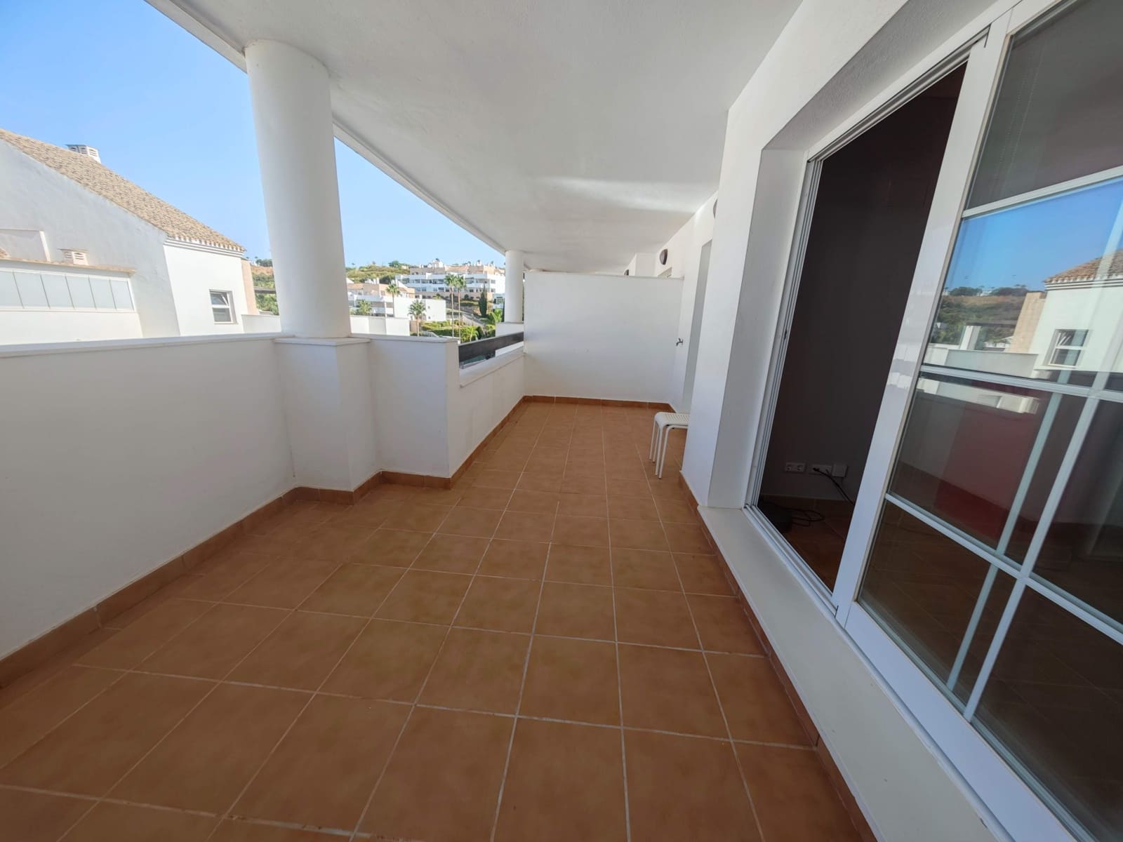 2 sovrum Lägenhet att hyra i La Linea de la Concepcion med pool garage - 1 350 € (Ref: 10047397)