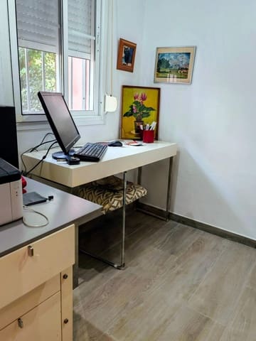 4 quarto Moradia em Banda para venda em La Línea de la Concepción com piscina - 380 000 € (Ref: 10049371)