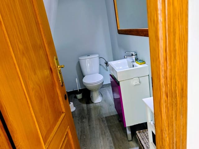 4 quarto Moradia em Banda para venda em La Línea de la Concepción com piscina - 380 000 € (Ref: 10049371)