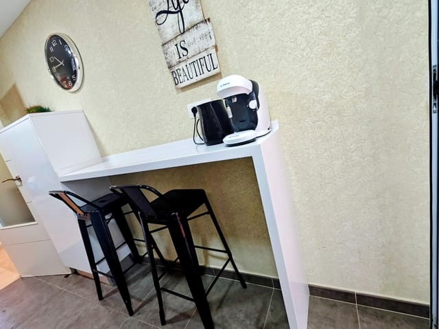 2 sypialnia Apartament do wynajęcia w La Alcaidesa z basenem garażem - 1 250 € (Ref: 10049372)