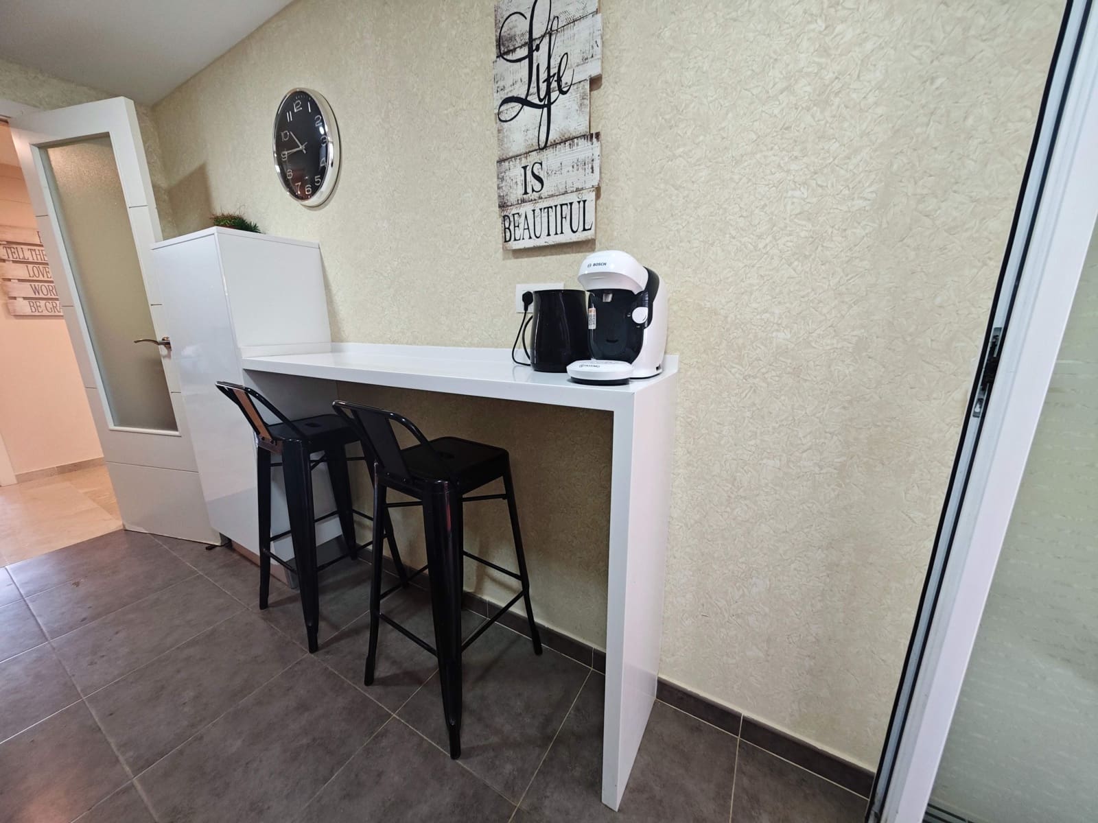 2 sypialnia Apartament do wynajęcia w La Alcaidesa z basenem garażem - 1 250 € (Ref: 10049372)