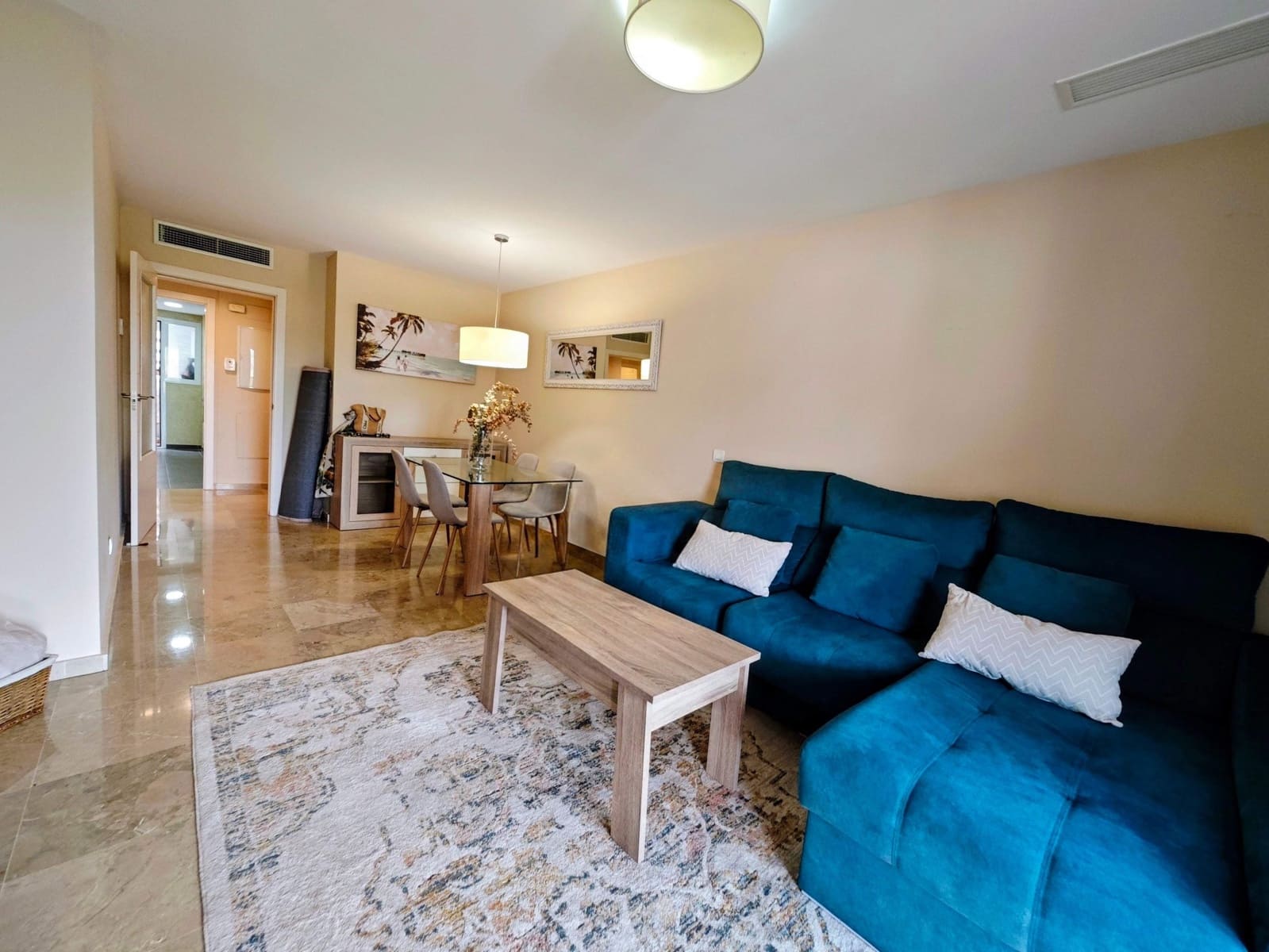 2 sypialnia Apartament do wynajęcia w La Alcaidesa z basenem garażem - 1 250 € (Ref: 10049372)