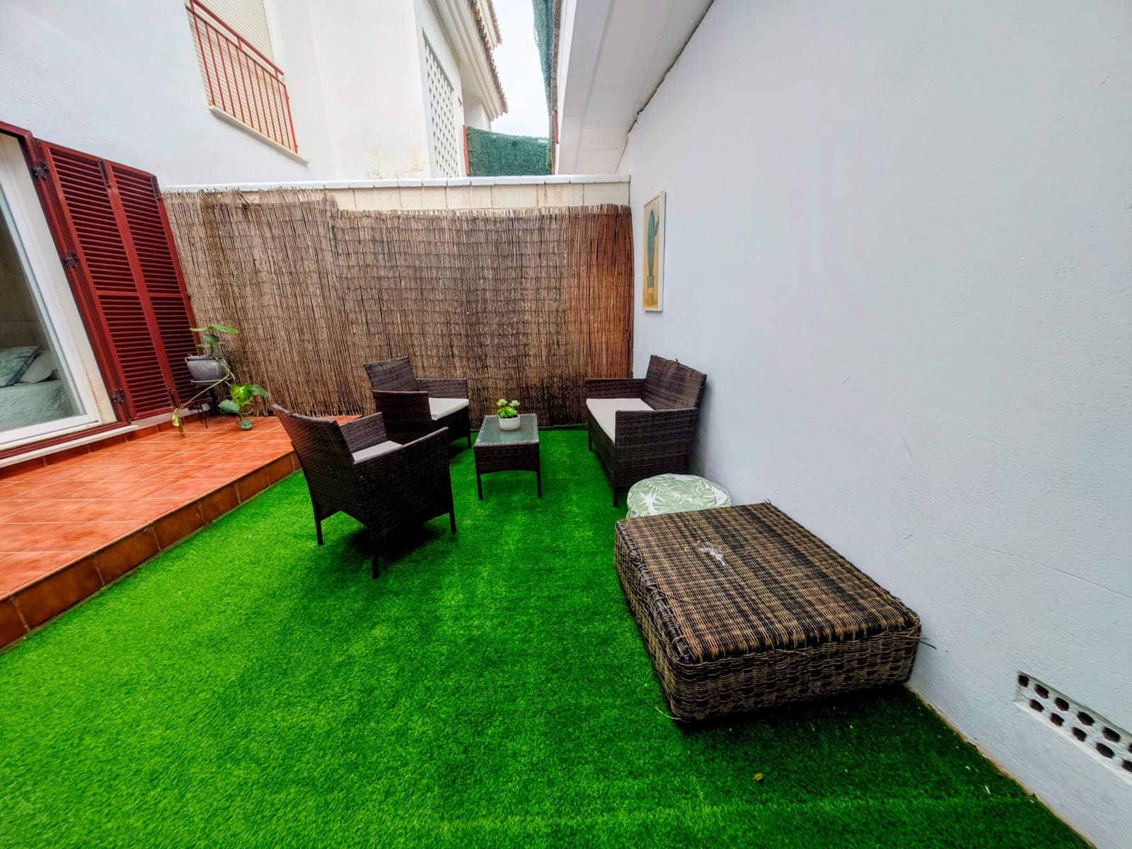 2 sypialnia Apartament do wynajęcia w La Alcaidesa z basenem garażem - 1 250 € (Ref: 10049372)