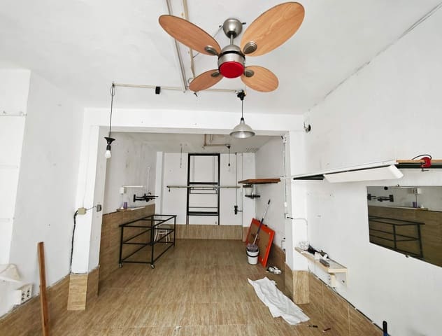 Erhverv til salg i Algeciras - € 125.000 (Ref: 10050327)