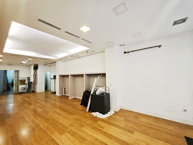 Erhverv til salg i Algeciras - € 125.000 (Ref: 10050327)