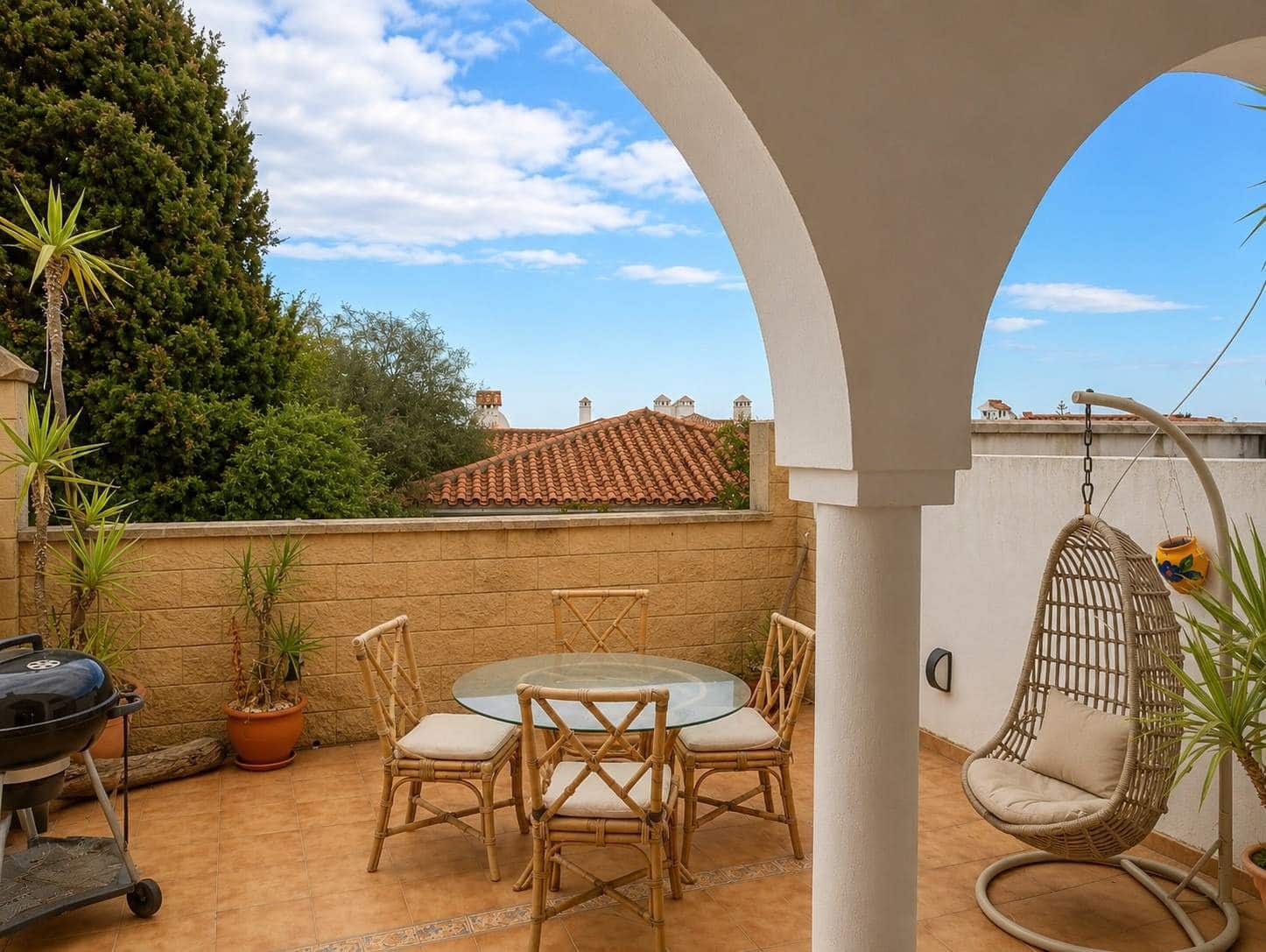 4 bedroom Townhouse for sale in Manilva - € 540,000 (Ref: 10051858)