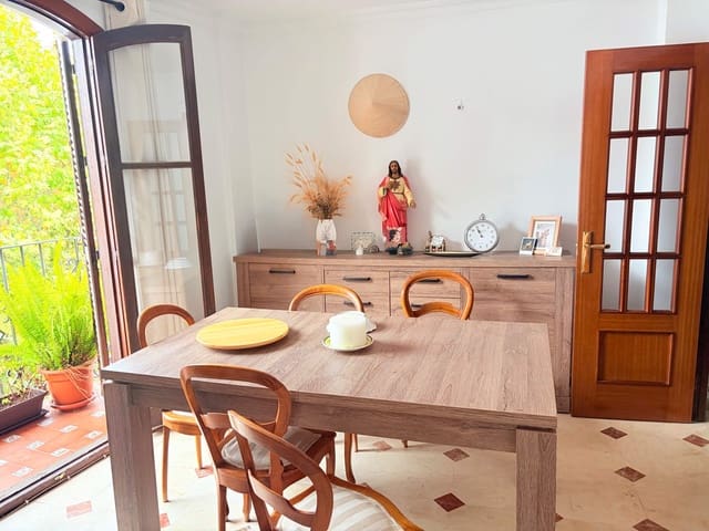 4 sovrum Lägenhet till salu i La Línea de la Concepción - 375 000 € (Ref: 10055356)