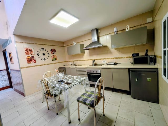 4 soverom Hus til salgs i San Roque med garasje - € 200 000 (Ref: 10066946)