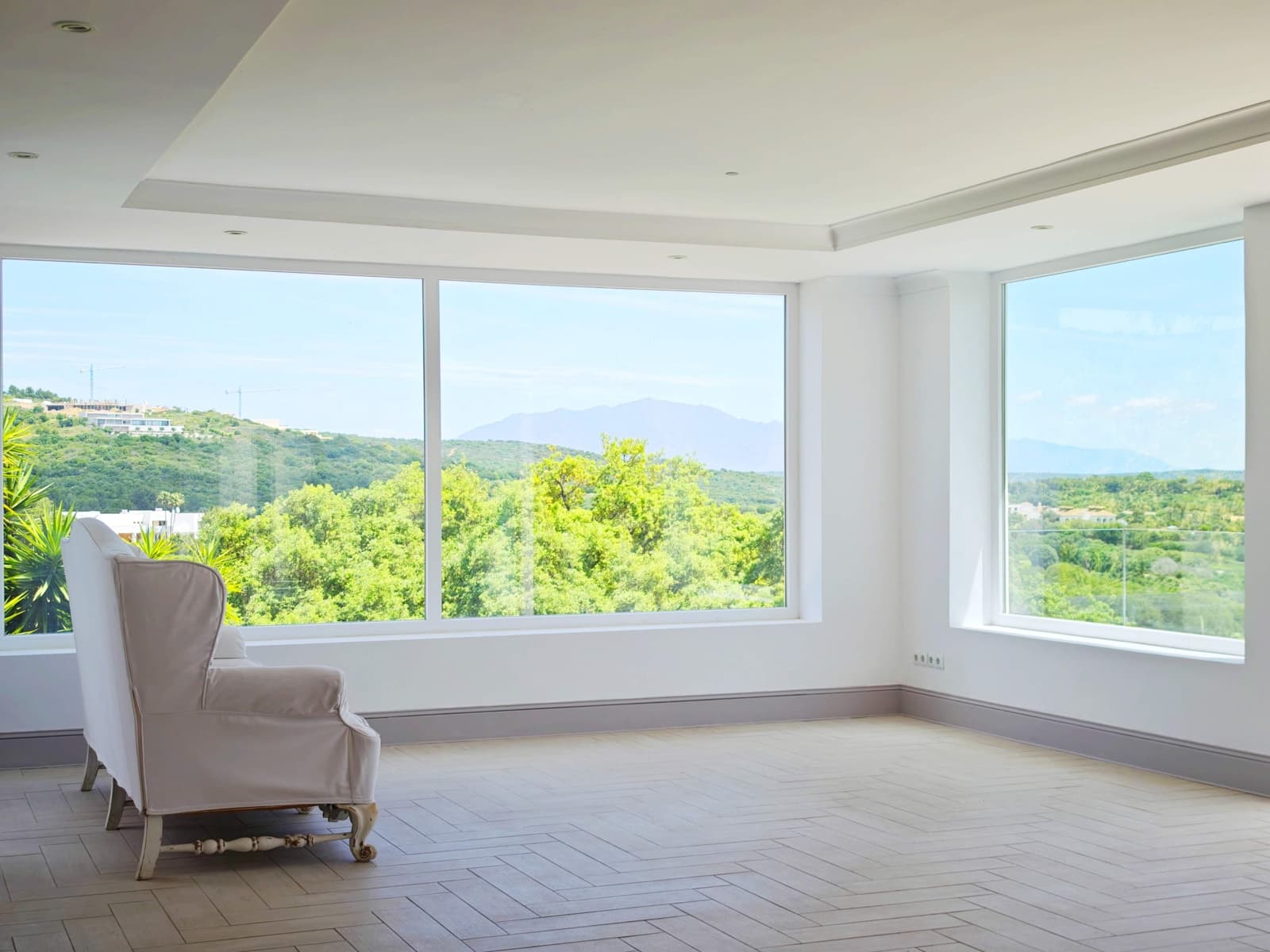 Chalet de 6 habitaciones en Sotogrande en venta con piscina garaje - 1.750.000 € (Ref: 10077318)