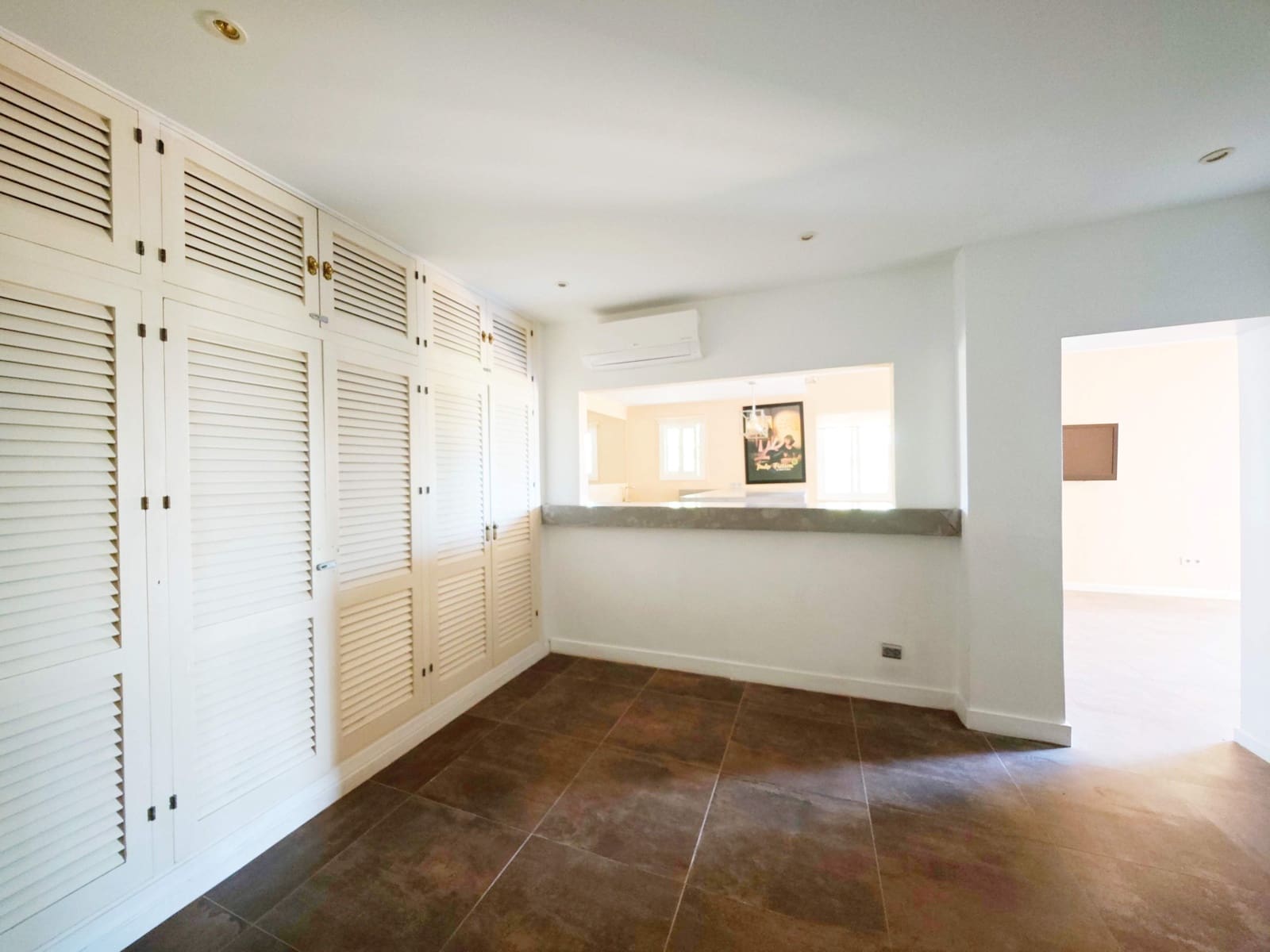 Chalet de 6 habitaciones en Sotogrande en venta con piscina garaje - 1.750.000 € (Ref: 10077318)