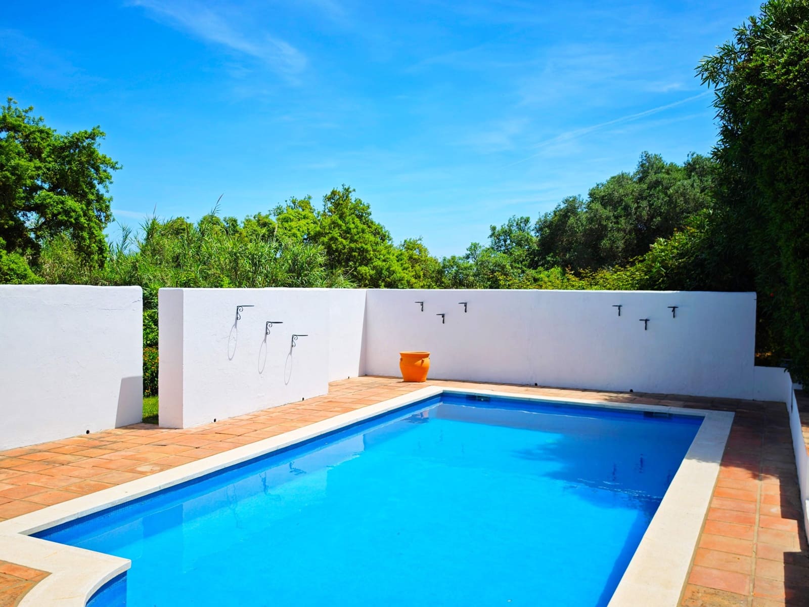 Chalet de 6 habitaciones en Sotogrande en venta con piscina garaje - 1.750.000 € (Ref: 10077318)