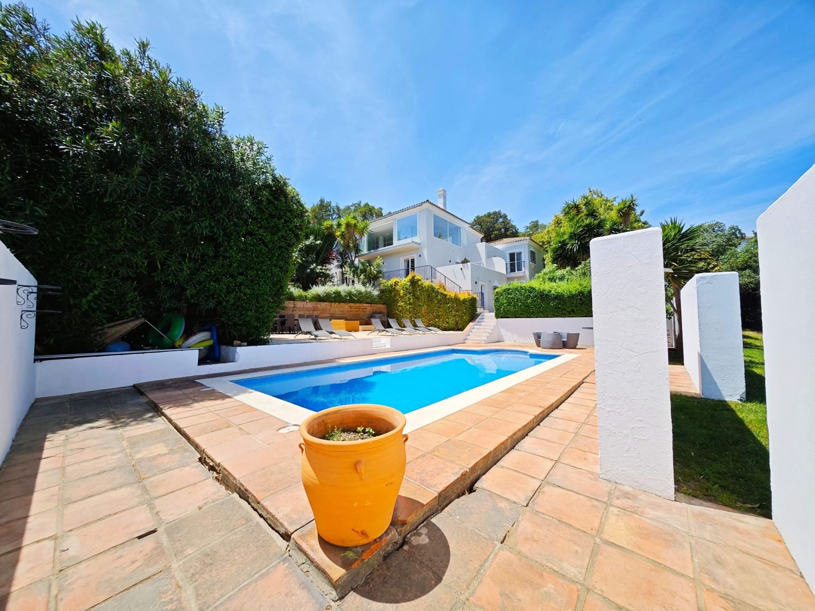Chalet de 6 habitaciones en Sotogrande en venta con piscina garaje - 1.750.000 € (Ref: 10077318)