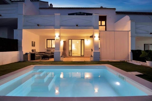 3 sypialnia Dom szeregowy na sprzedaż w Doña Julia Golf, Casares - 525 000 € (Ref: 10085312)