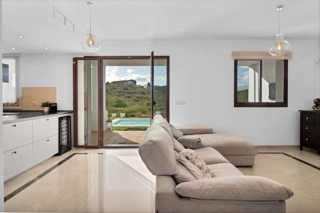 3 sypialnia Dom szeregowy na sprzedaż w Doña Julia Golf, Casares - 525 000 € (Ref: 10085312)