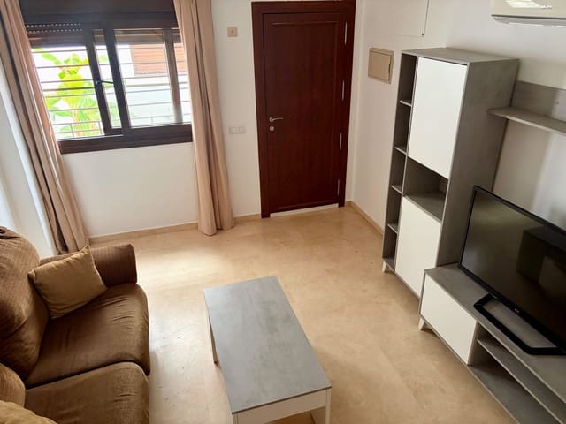 2 soverom Rekkehus til salgs i La Línea de la Concepción - € 235 000 (Ref: 10088766)