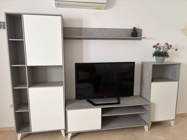 2 soverom Rekkehus til salgs i La Línea de la Concepción - € 235 000 (Ref: 10088766)