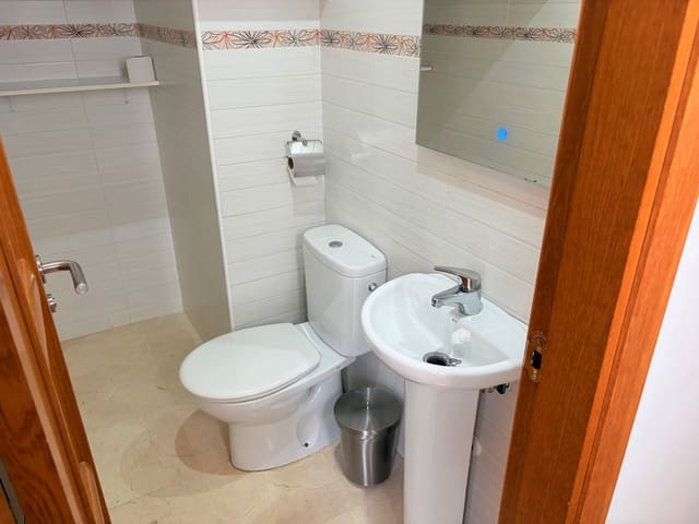 2 soverom Rekkehus til salgs i La Línea de la Concepción - € 235 000 (Ref: 10088766)