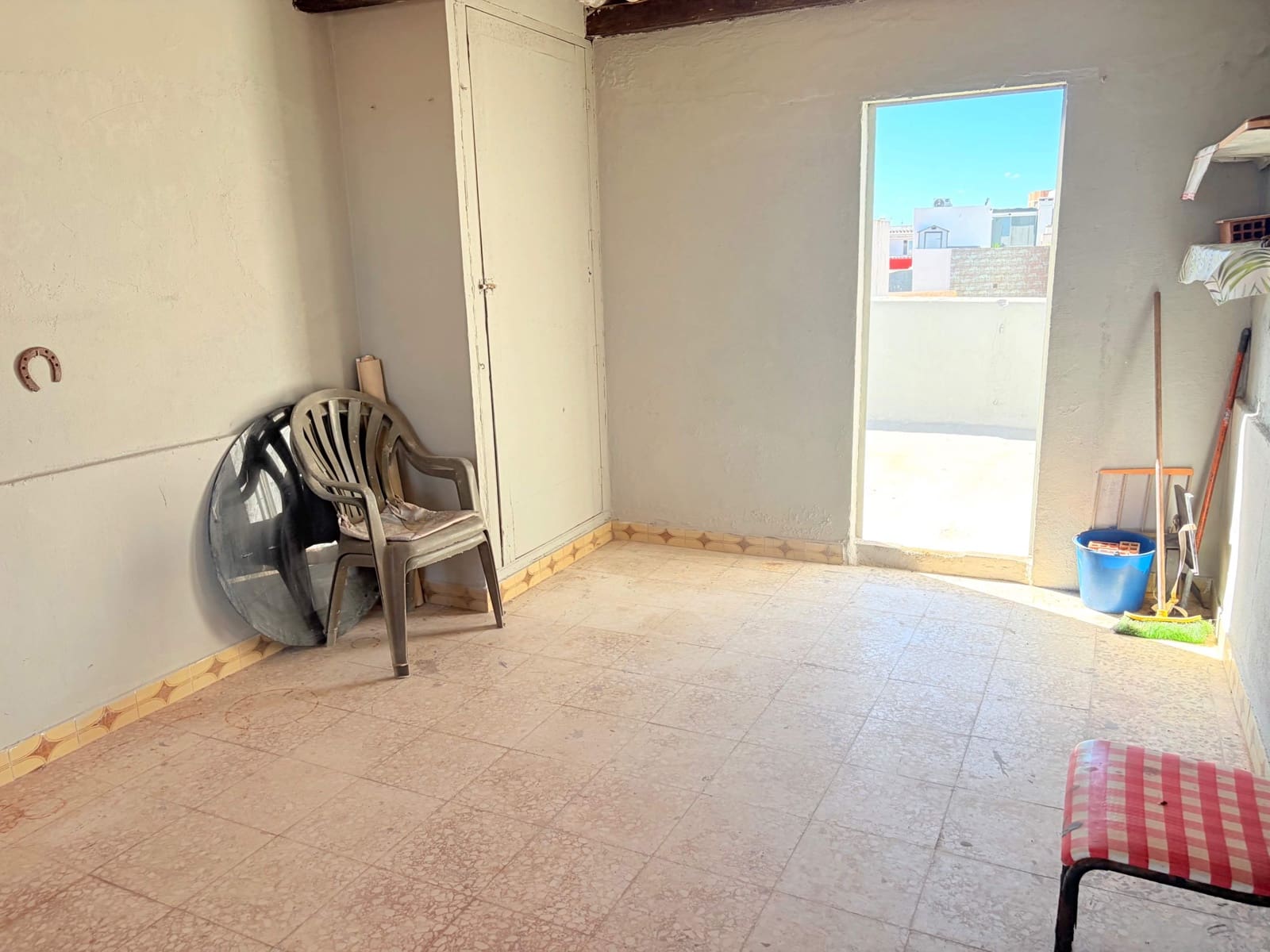 3 Zimmer Haus zu verkaufen in La Linea de la Concepcion mit Garage - 350.000 € (Ref: 10088767)
