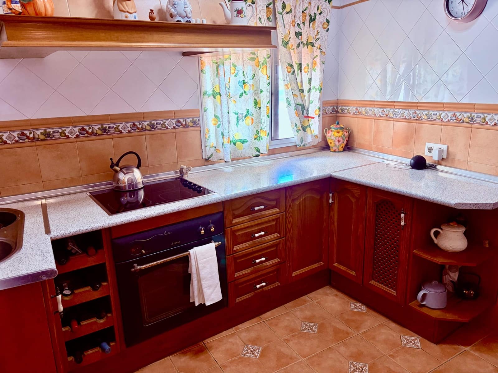 3 Zimmer Haus zu verkaufen in La Linea de la Concepcion mit Garage - 350.000 € (Ref: 10088767)