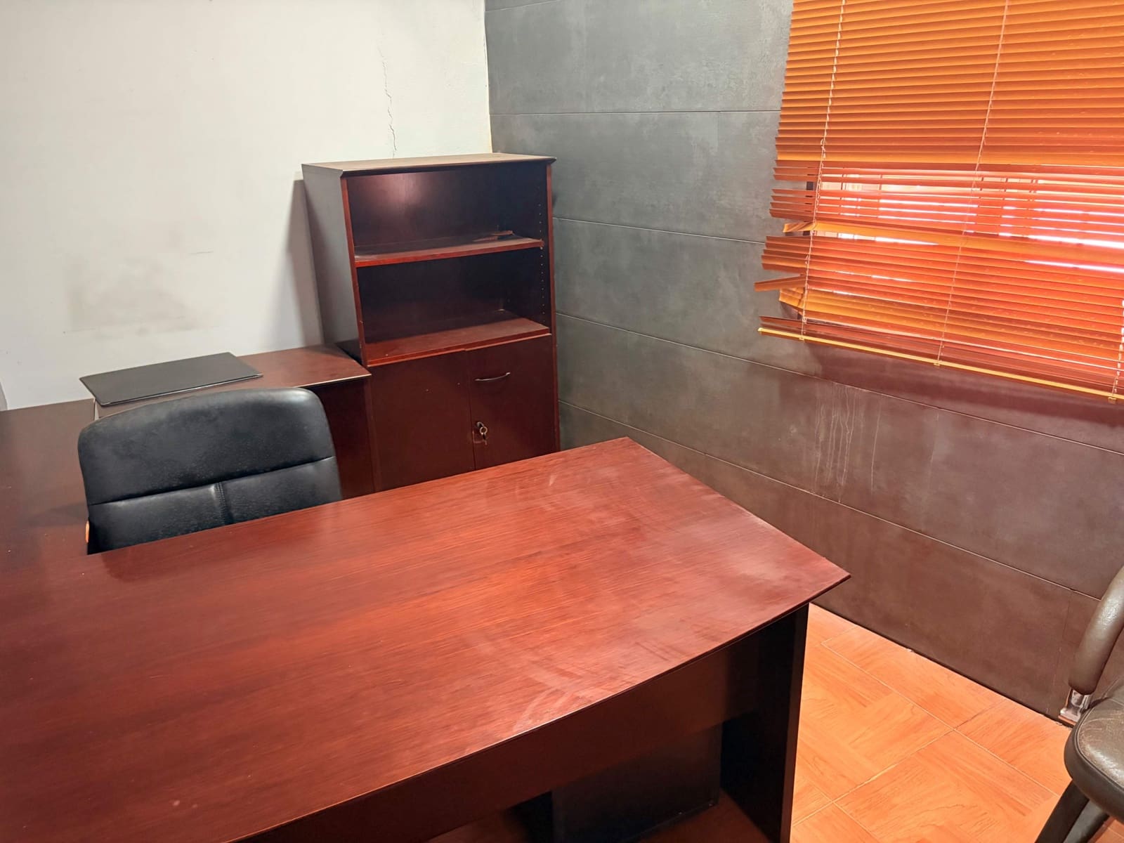 3 Zimmer Haus zu verkaufen in La Linea de la Concepcion mit Garage - 350.000 € (Ref: 10088767)