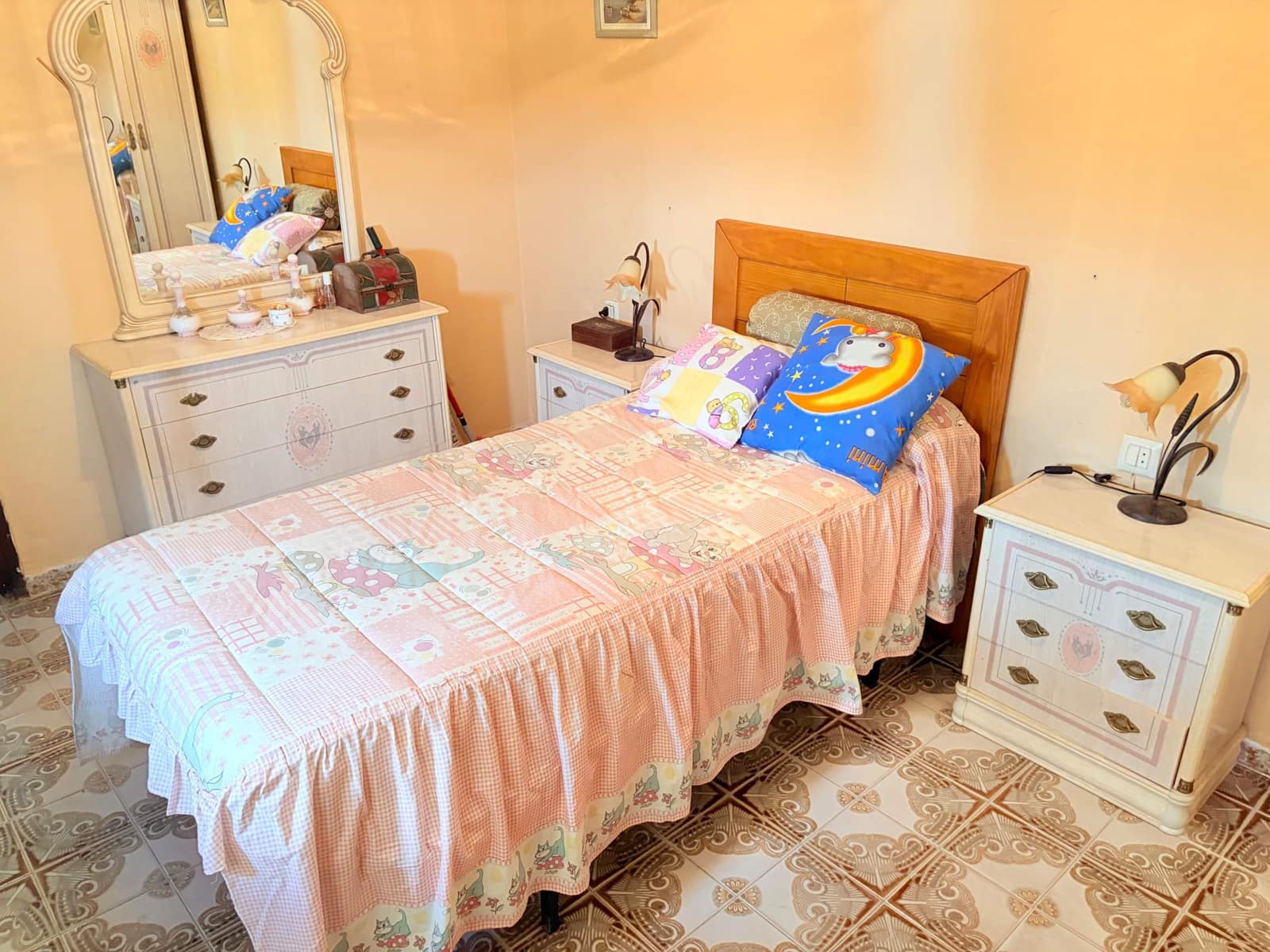 3 Zimmer Haus zu verkaufen in La Linea de la Concepcion mit Garage - 350.000 € (Ref: 10088767)