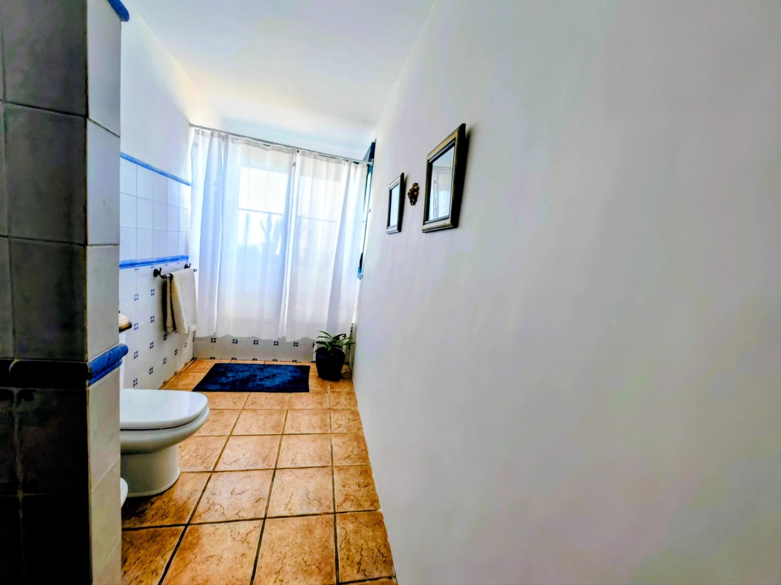 3 quarto Apartamento para venda em La Linea de la Concepcion com piscina garagem - 525 000 € (Ref: 10090063)