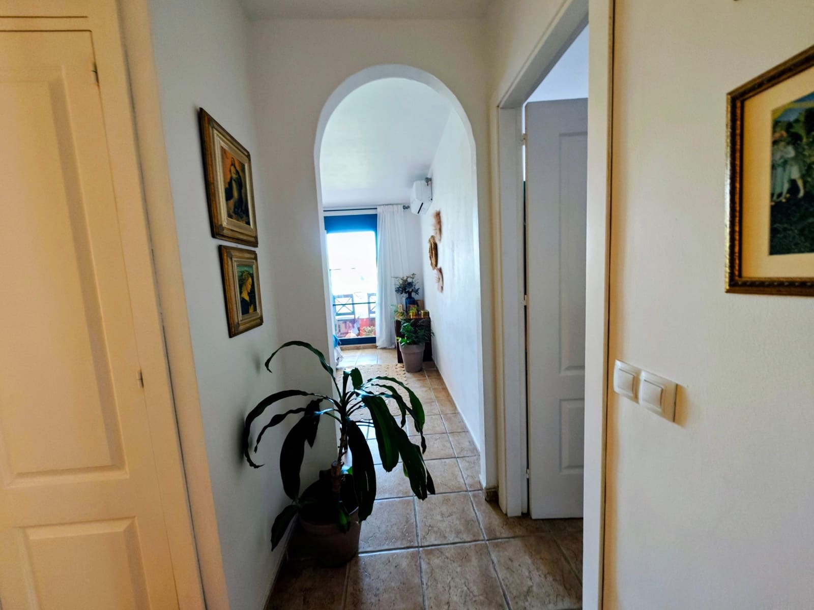 3 quarto Apartamento para venda em La Linea de la Concepcion com piscina garagem - 525 000 € (Ref: 10090063)