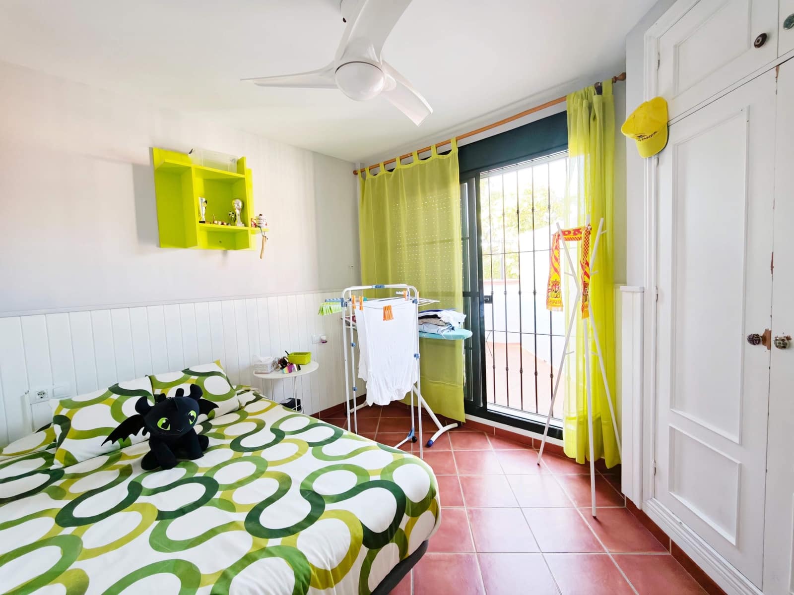 3 quarto Moradia em Banda para venda em Algeciras com garagem - 250 000 € (Ref: 10091188)