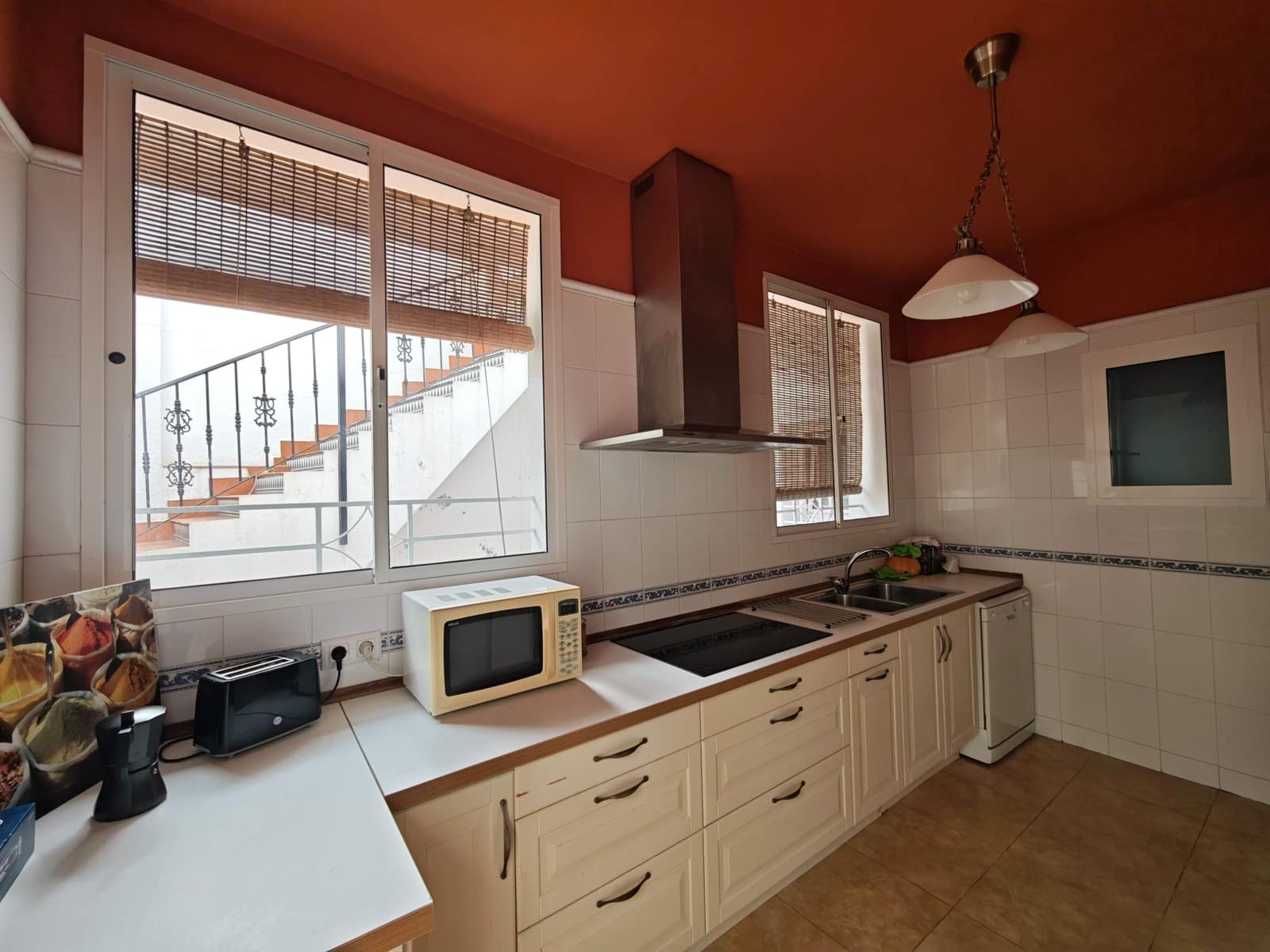 5 quarto Casa em Banda para venda em Los Barrios - 400 000 € (Ref: 10091189)