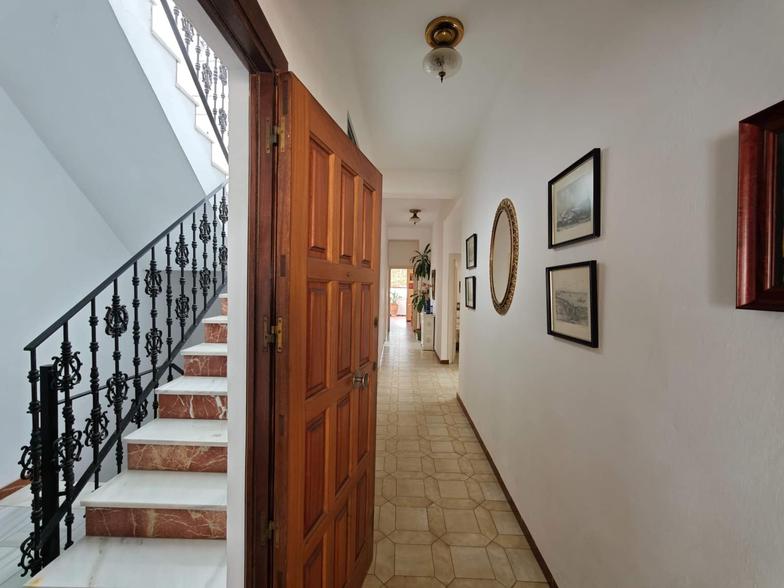 5 quarto Casa em Banda para venda em Los Barrios - 400 000 € (Ref: 10091189)