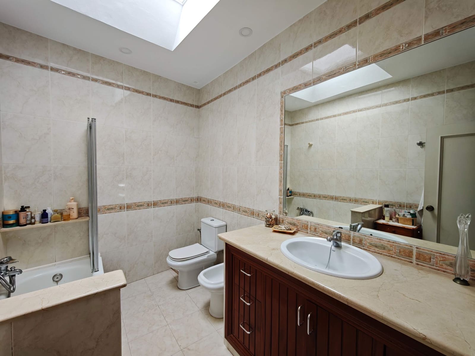 5 quarto Casa em Banda para venda em Los Barrios - 400 000 € (Ref: 10091189)