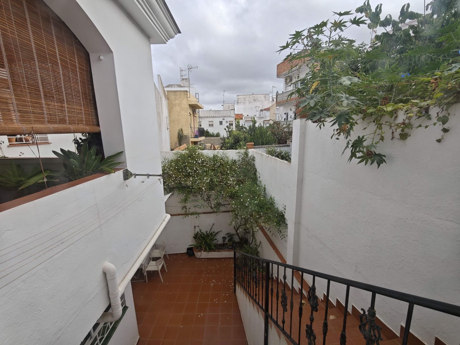 5 quarto Casa em Banda para venda em Los Barrios - 400 000 € (Ref: 10091189)