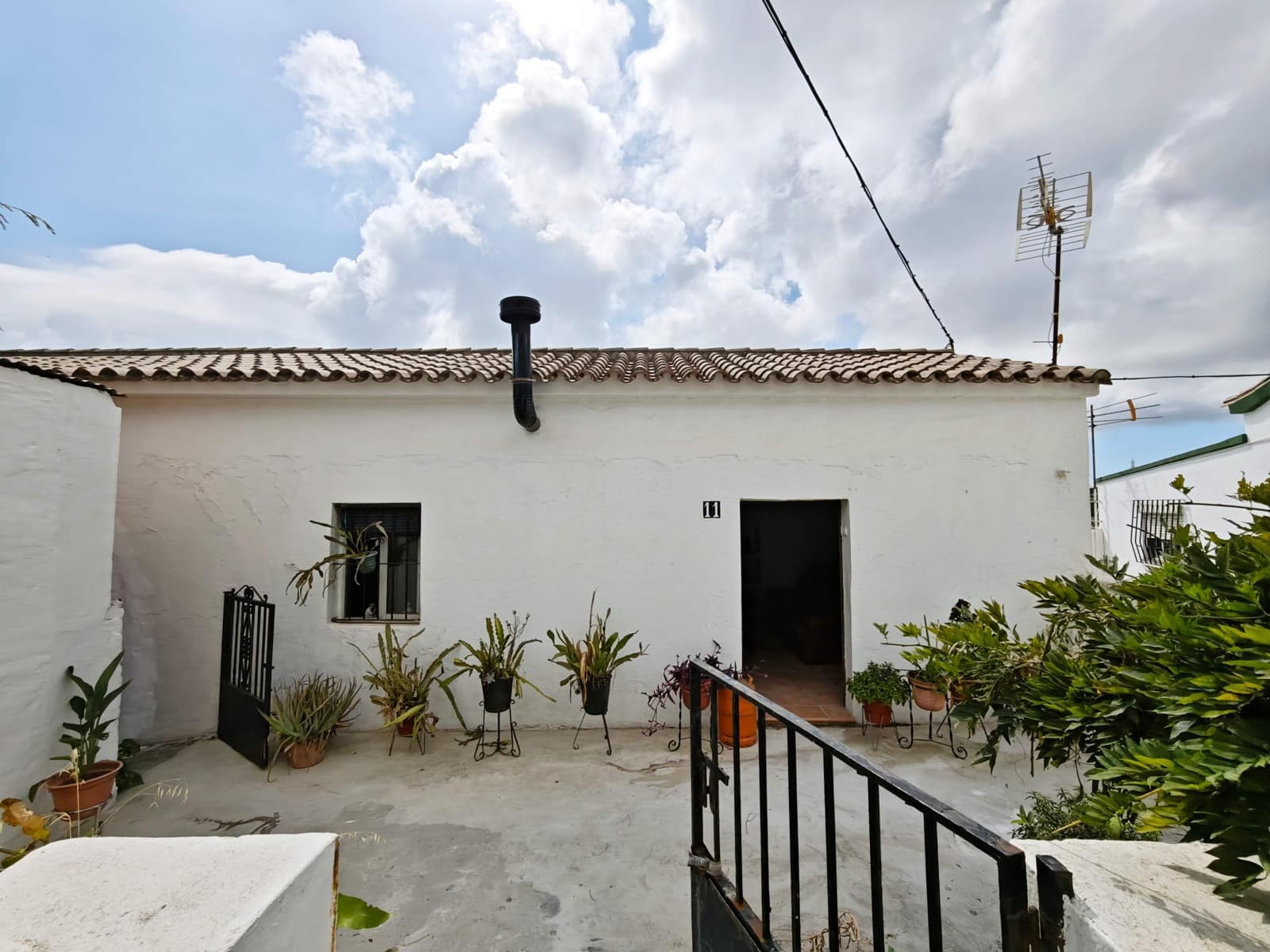 2 makuuhuone Maalaistalo myytävänä paikassa Algeciras mukana 
autotalli - 224 000 € (Ref: 10097368)