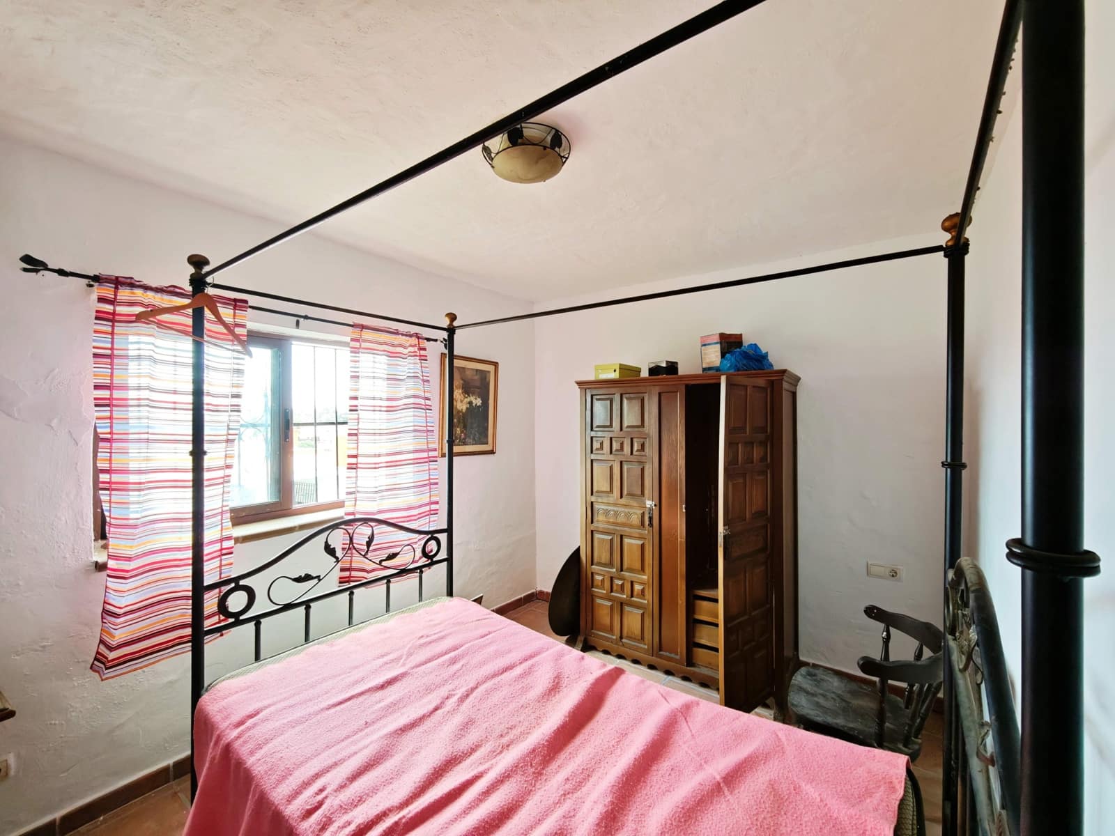 2 makuuhuone Maalaistalo myytävänä paikassa Algeciras mukana 
autotalli - 224 000 € (Ref: 10097368)