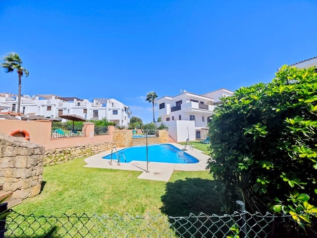 2 quarto Apartamento para arrendar em La Alcaidesa com piscina garagem - 1 300 € (Ref: 10097369)