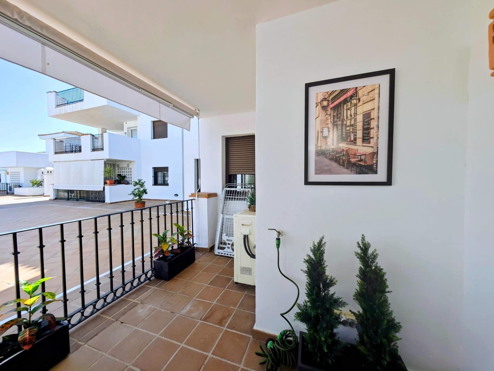 2 quarto Apartamento para arrendar em La Alcaidesa com piscina garagem - 1 300 € (Ref: 10097369)