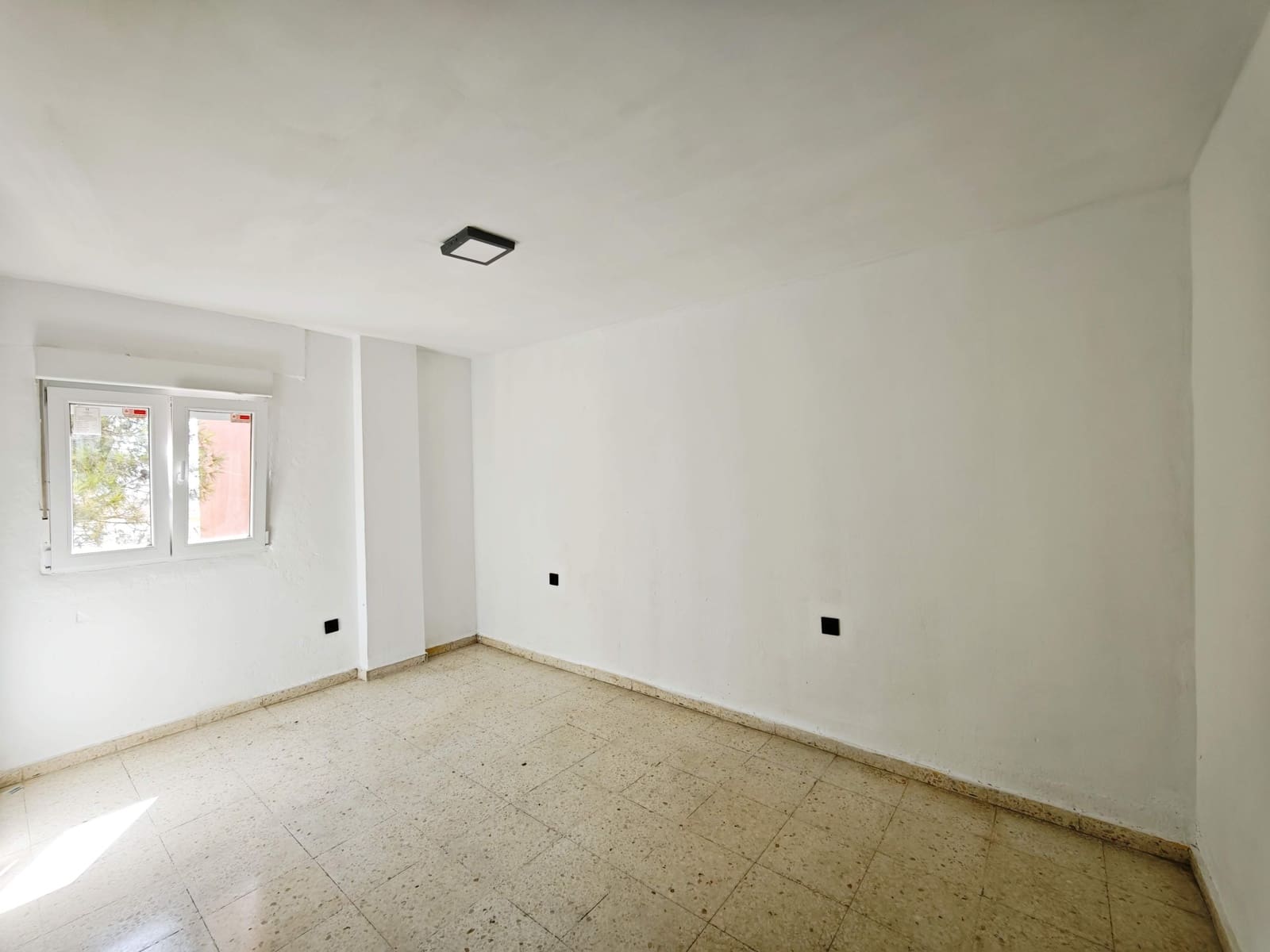 3 makuuhuone Asunto myytävänä paikassa Algeciras - 155 000 € (Ref: 10099490)