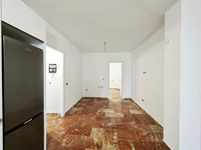 2 chambre Appartement à vendre à Algeciras - 127 000 € (Ref: 10100241)