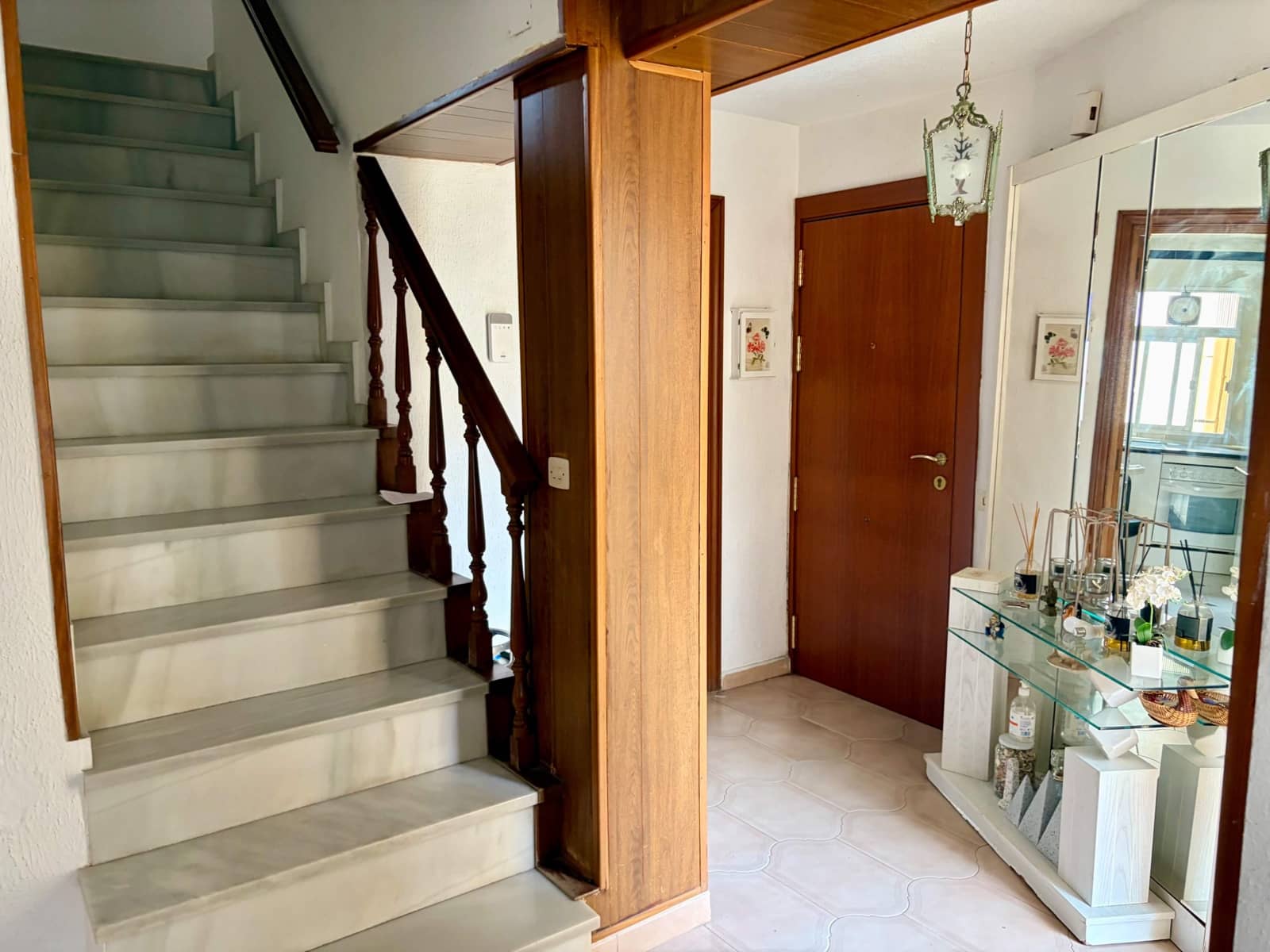 5 quarto Apartamento para venda em La Linea de la Concepcion - 355 000 € (Ref: 10100242)