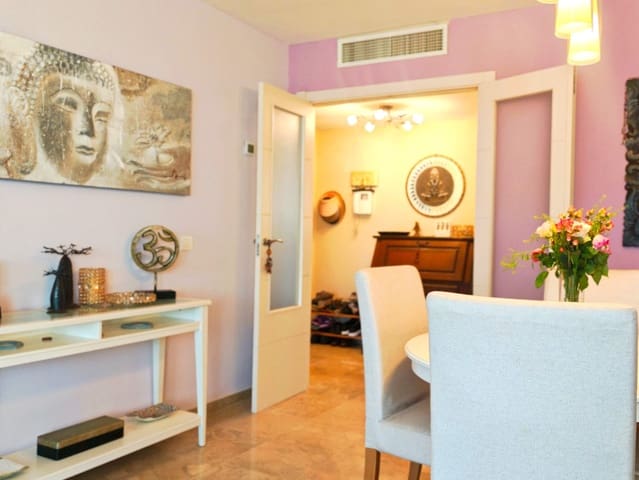 Apartamento de 3 habitaciones en La Alcaidesa en venta con piscina garaje - 377.000 € (Ref: 10108781)