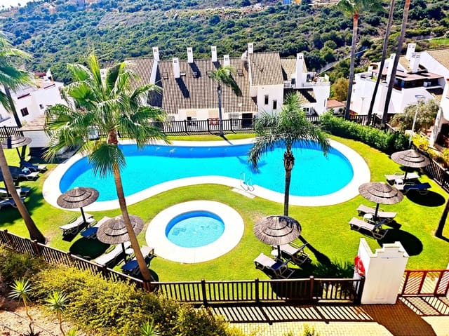 Apartamento de 3 habitaciones en La Alcaidesa en venta con piscina garaje - 377.000 € (Ref: 10108781)