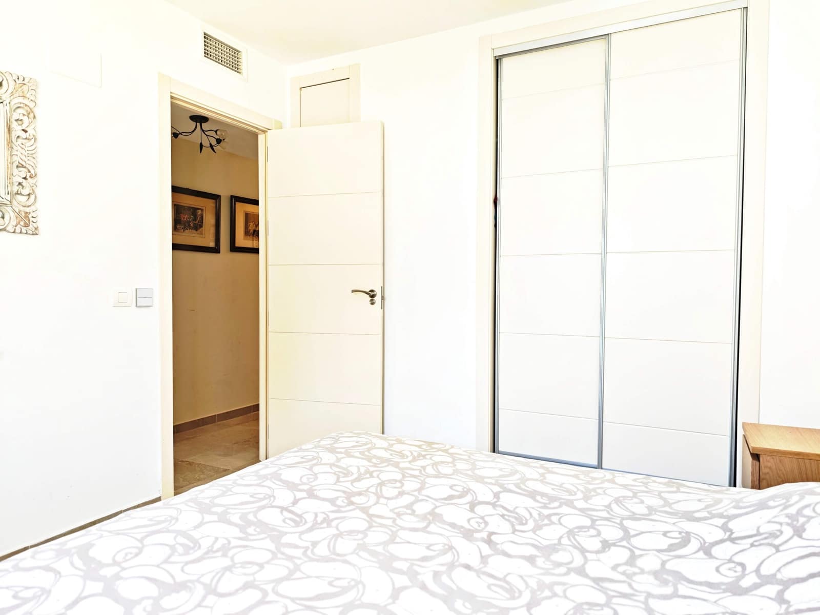 Apartamento de 3 habitaciones en La Alcaidesa en venta con piscina garaje - 377.000 € (Ref: 10108781)