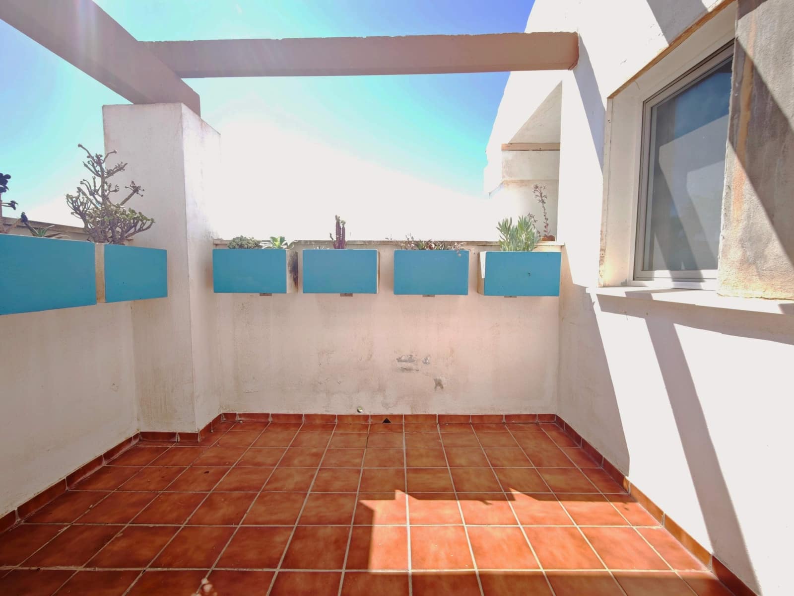 Apartamento de 3 habitaciones en La Alcaidesa en venta con piscina garaje - 377.000 € (Ref: 10108781)