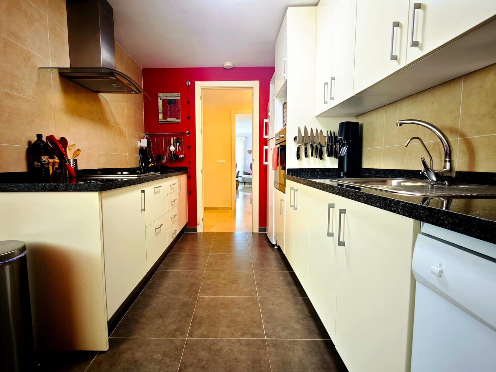 Apartamento de 3 habitaciones en La Alcaidesa en venta con piscina garaje - 377.000 € (Ref: 10108781)
