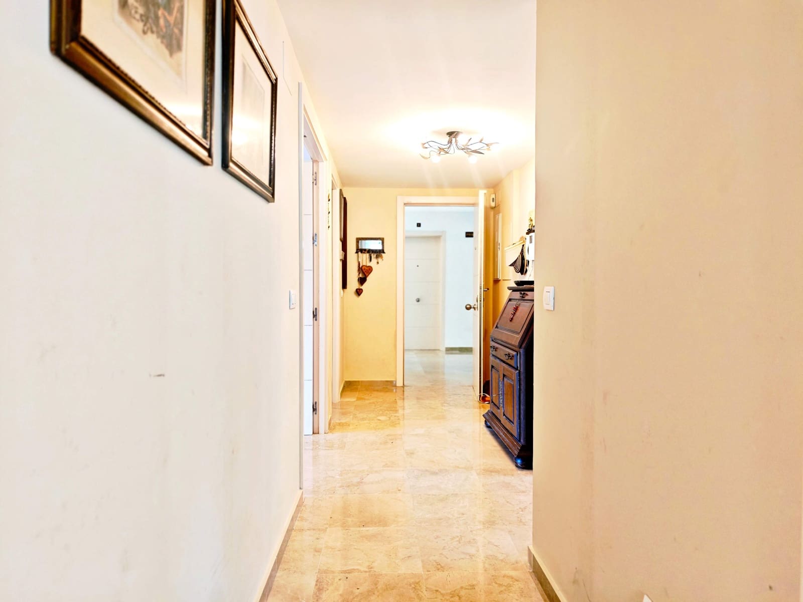 Apartamento de 3 habitaciones en La Alcaidesa en venta con piscina garaje - 377.000 € (Ref: 10108781)