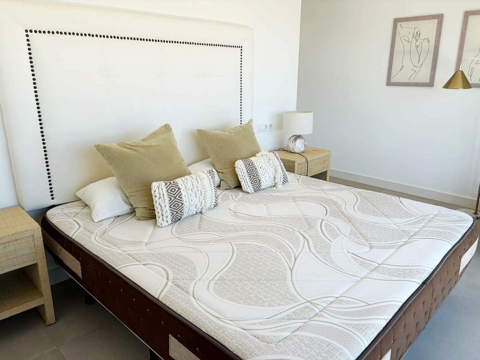 3 bedroom Villa for rent in La Linea de la Concepcion with pool garage - € 2,200 (Ref: 10108782)