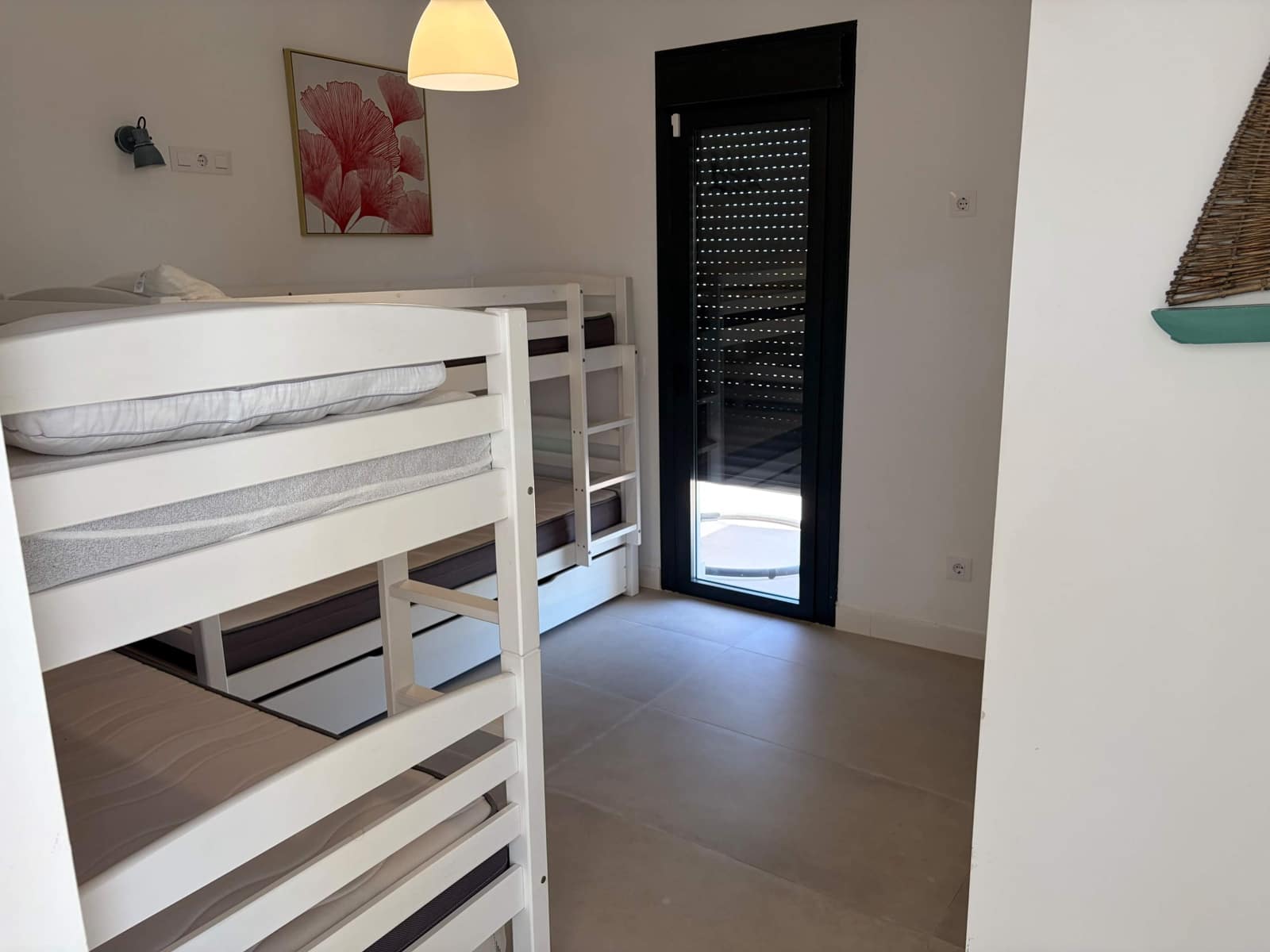 3 bedroom Villa for rent in La Linea de la Concepcion with pool garage - € 2,200 (Ref: 10108782)